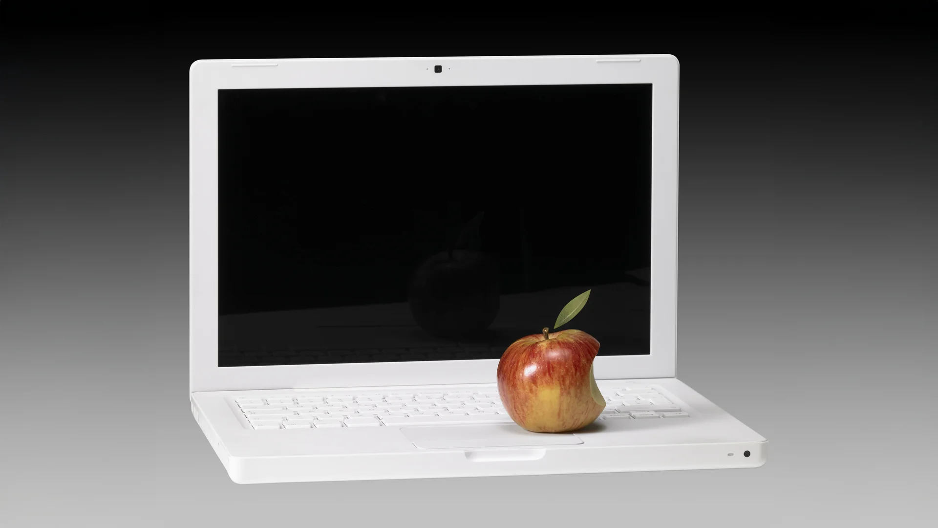 używany MacBook Apple z gwarancją